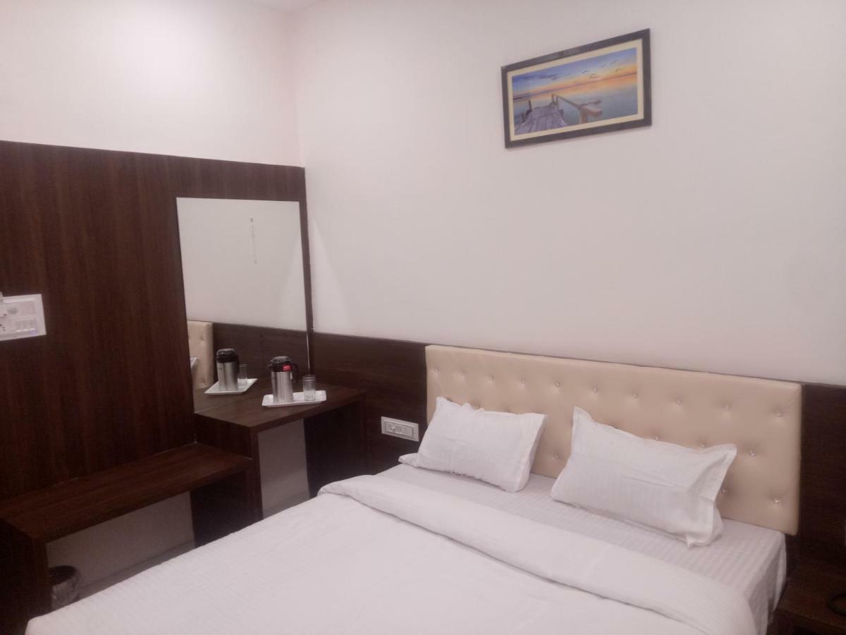 Hotel Prestige 아지메르 외부 사진