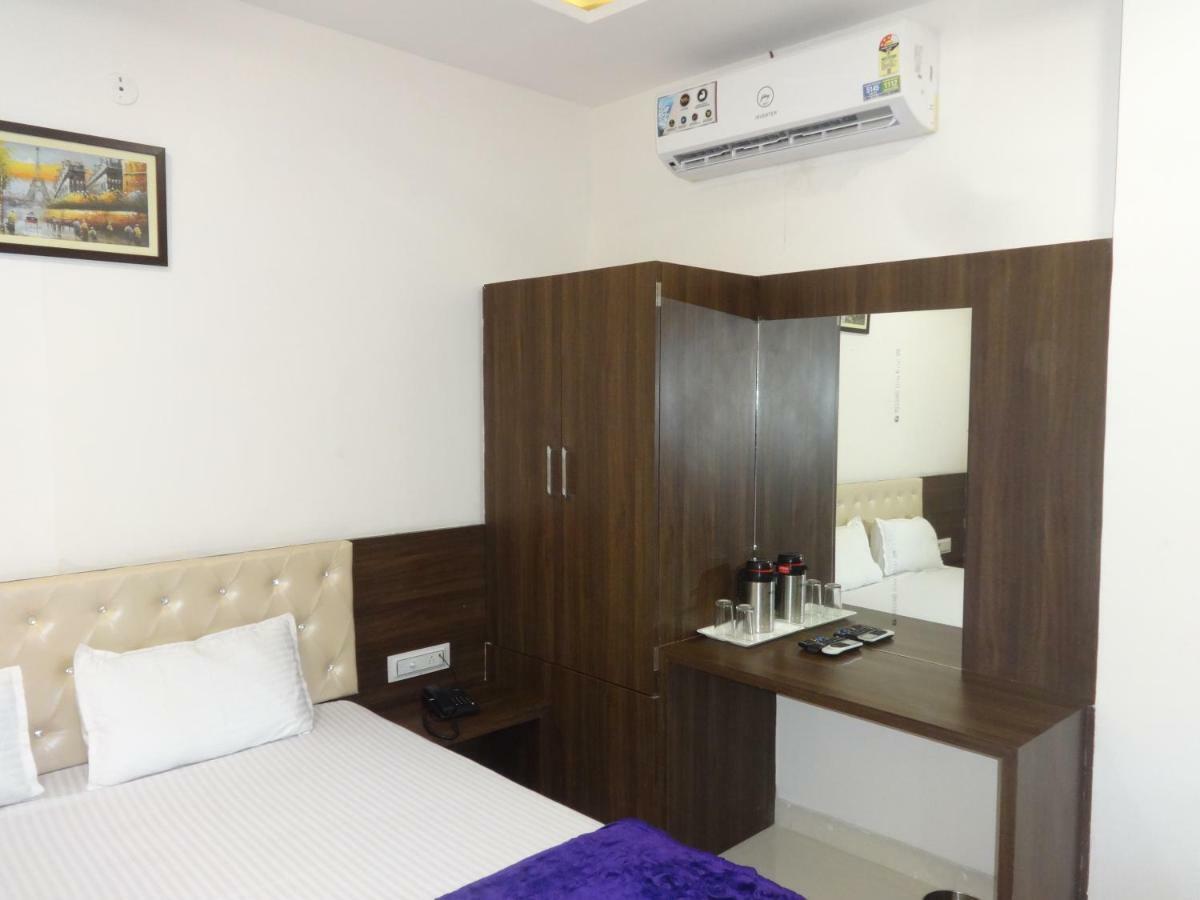 Hotel Prestige 아지메르 외부 사진
