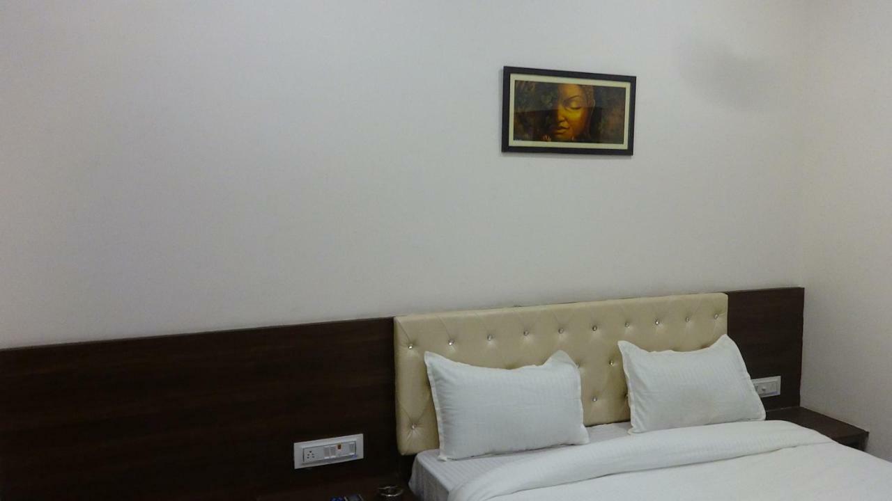 Hotel Prestige 아지메르 외부 사진